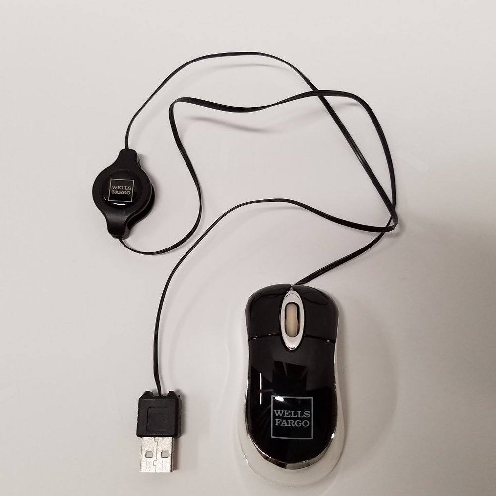 Mini Retractable Cable Wired USB Optical Mouse